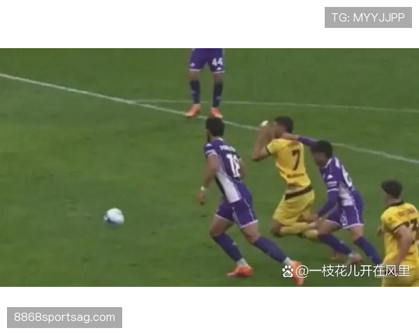 假摔判罚的判定要点与裁判依据解析