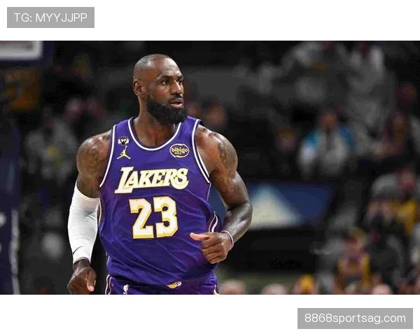 朗多组织效率提升，关键回合主导湖人进攻节奏