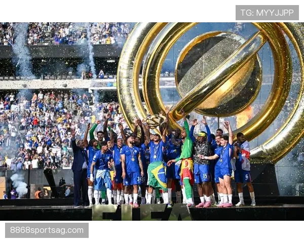 切尔西阵容豪华却难显整体性，人多势众反显战术松散